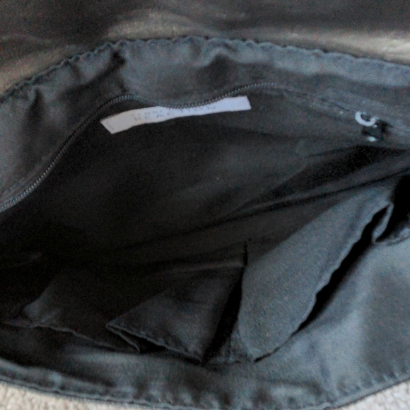 Kenneth Cole reaction clutch, party handbag - Picture 4 of 4